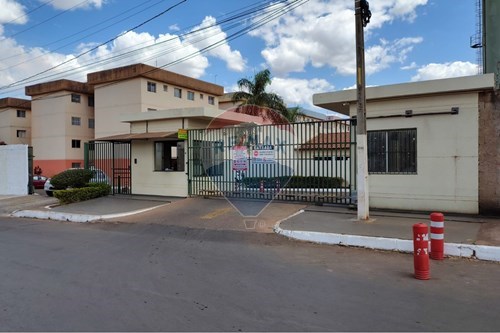 Venda-Apartamento-Parque Esplanada III , Valparaíso de Goiás , Goiás , 72876316-880391076-8