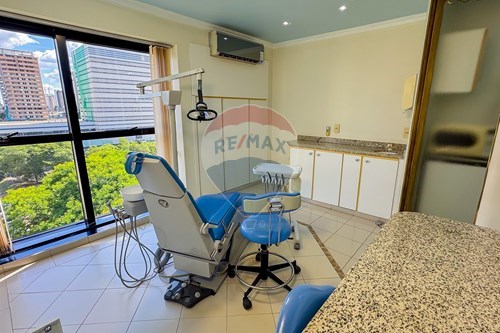 Venda-Cj. Comercial/ Sala-SCN QD 02 BLOCO D TORRE B SALA 803 , 803  - Asa Norte , Brasília , Distrito Federal , 70712903-880111053-130