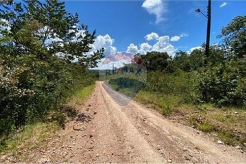 Venda-Terreno-Quadra 06 Alameda Guatambu , lote 36  - Rio Quente-Sede Municipal , Rio Quente , Goiás , 75698302-880341169-66