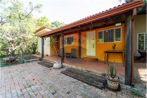 Venda-Chácara / Sítio / Fazenda-Rua 14 chácara , 11  - LAGO OESTE  - Sobradinho , Brasília , Distrito Federal , 73100420-880261080-52