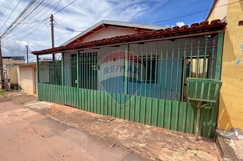 Venda-Casa-Rua 2  casa , 131  - Terminal Ônibus  - Bela Vista , São Sebastião , Distrito Federal , 71694104-880111130-10