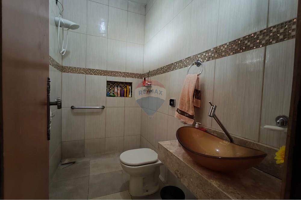 Casa de Condomínio - Venda - Vicente Pires , Distrito Federal - 21. WhatsApp Image 2026-03-29 at 15.45.09 (3)WC SOCIAL-SALA JANTAR.jpeg - 880221055-42