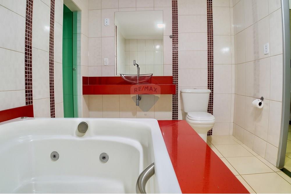 Sobrado - Venda - Taguatinga , Distrito Federal - A11B34D0-B79F-4413-BBB0-D1BEE054E27F.jpg - 880231061-46