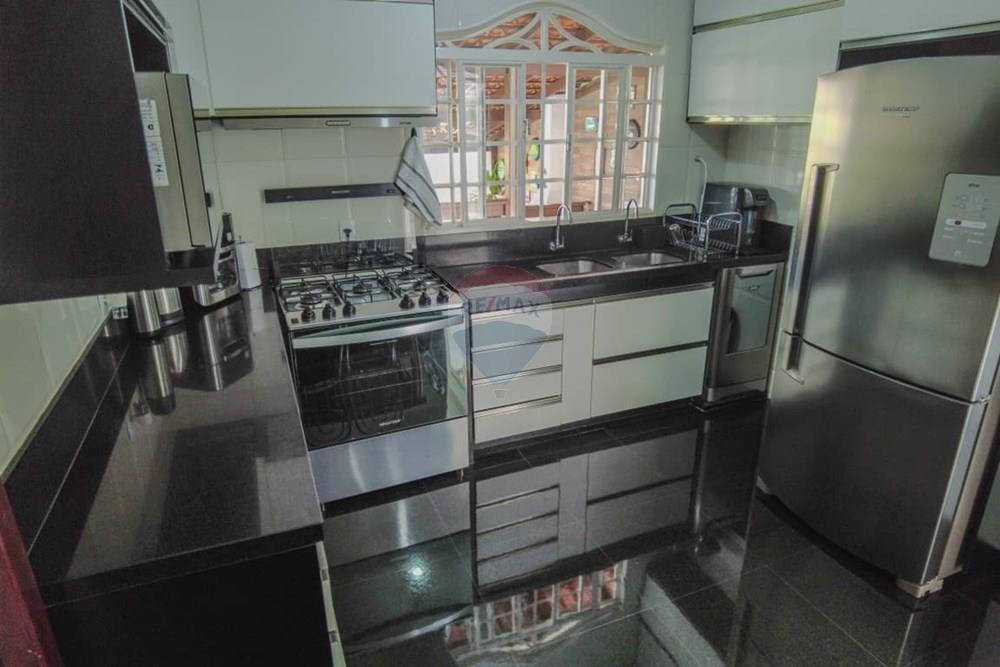 Casa - Venda - Vicente Pires , Distrito Federal - WhatsApp Image 2026-03-25 at 12.04.13 (1).jpeg - Cozinha - 880261110-31