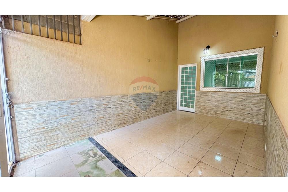 Casa - Venda - Valparaíso de Goiás , Goiás - IMG_2322.jpg - Garagem - 880261125-13