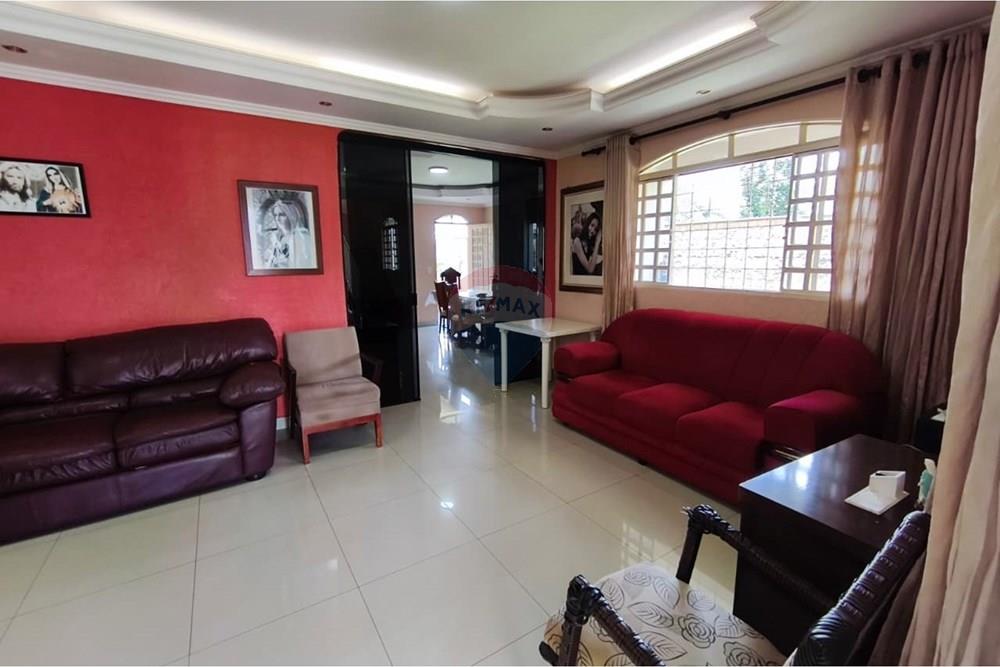 Casa - Venda - Vicente Pires , Distrito Federal - WhatsApp Image 2026-02-24 at 11.22.54 (1).jpeg - 880231178-8