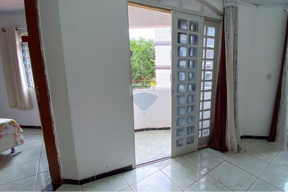 Sobrado - Venda - Riacho Fundo , Distrito Federal - IMG_3270.jpg - 880111105-11