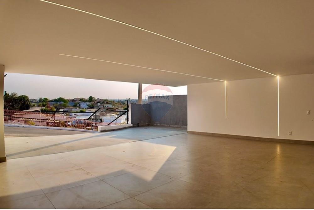 Casa de Condomínio - Venda - Brasília , Distrito Federal - DJI_20241003164348_0017_D.jpg - Garagem - 880261134-35