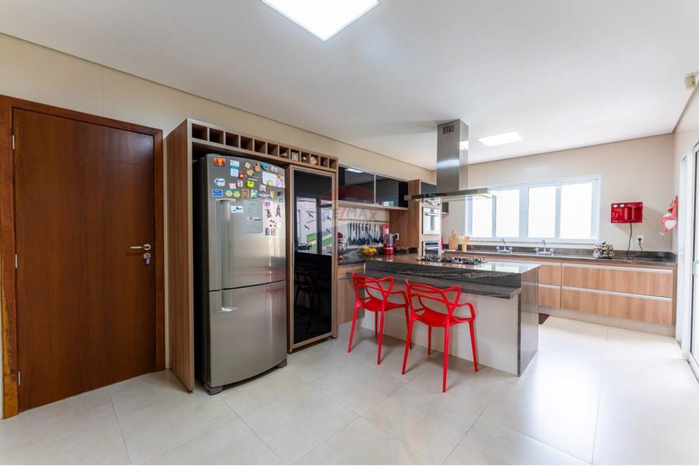 Casa de Condomínio - Venda - Brasília , Distrito Federal - WhatsApp Image 2025-12-02 at 12.13.49 (1).jpeg - Cozinha - 880261145-45