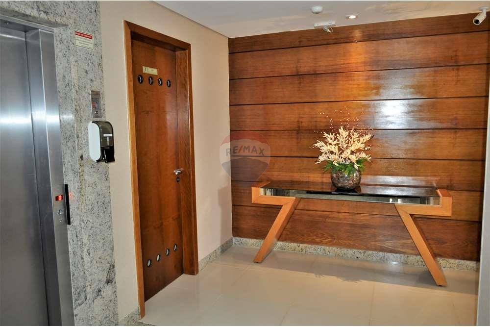Apartamento - Alugar - Águas Claras , Distrito Federal - Hall - elevadores.JPG - 880151004-215