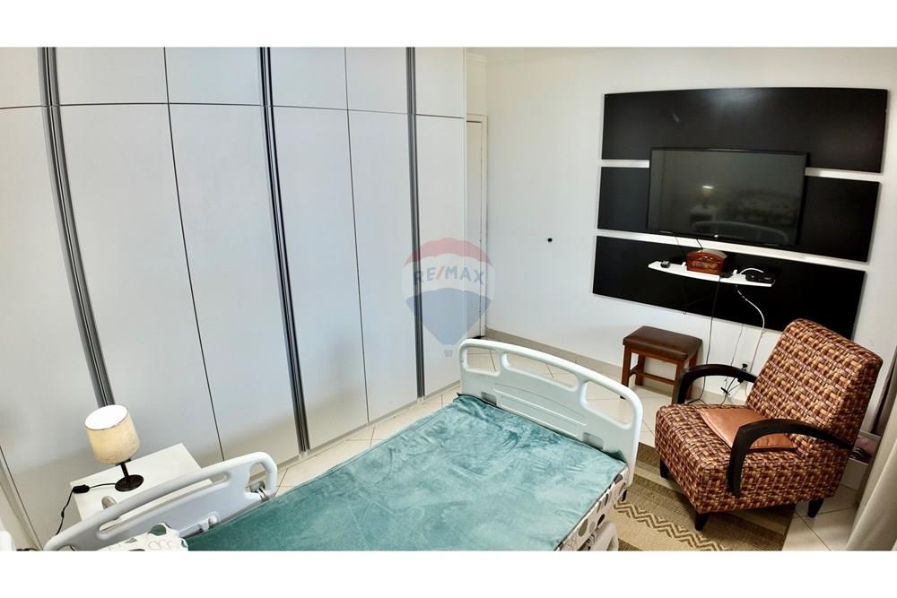 Casa - Venda - Brasília , Distrito Federal - 06 - Suíte no térreo A.jpeg - 880151004-208