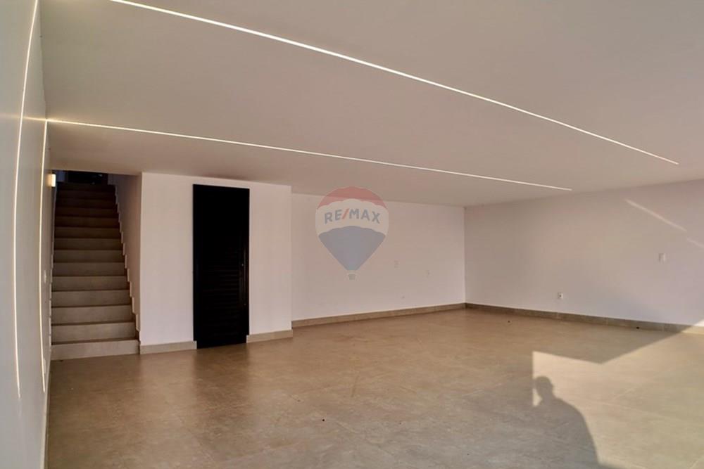 Casa de Condomínio - Venda - Brasília , Distrito Federal - DJI_20241003164307_0014_D.jpg - Garagem - 880261134-35