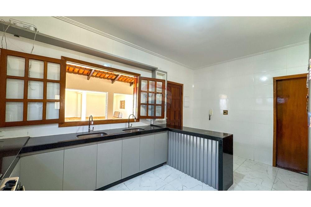 Sobrado - Venda - Águas Claras , Distrito Federal - 2025-08-06 11_17_44.JPG - 880341129-10