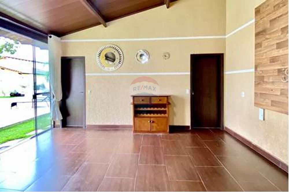 Casa - Venda - Brasília , Distrito Federal - L_0e16e086-e196-4642-8556-71361ced4534.jpg - Sala de estar - 880461004-33