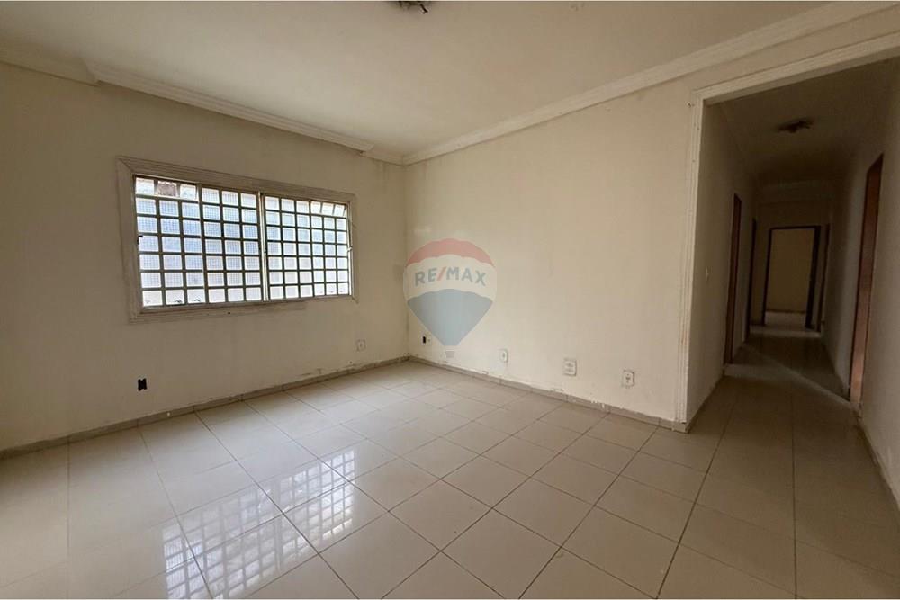 Casa - Venda - Guara , Distrito Federal - WhatsApp Image 2026-03-16 at 10.56.16 (2).jpeg - 880431009-4