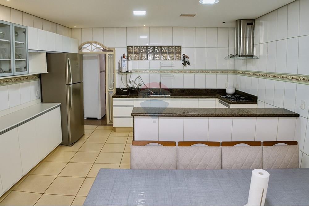 Sobrado - Venda - Taguatinga , Distrito Federal - CF0B4DF0-3B51-4CE3-8F8B-15B5BC7696EA.jpg - 880231061-46