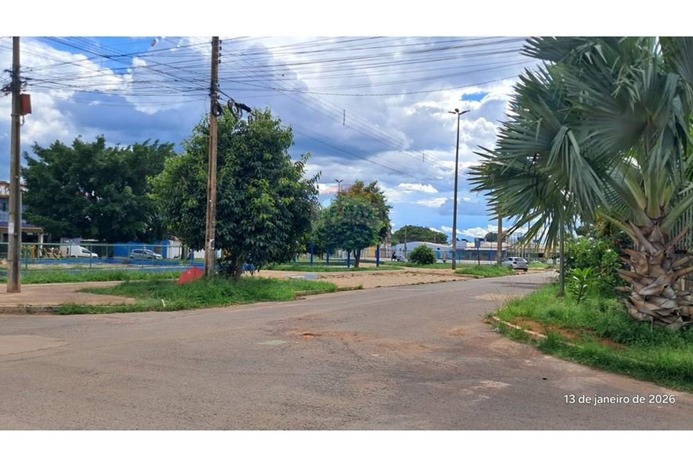 Casa - Venda - Ceilandia , Distrito Federal - Praça local 2.jpeg - 880401014-20