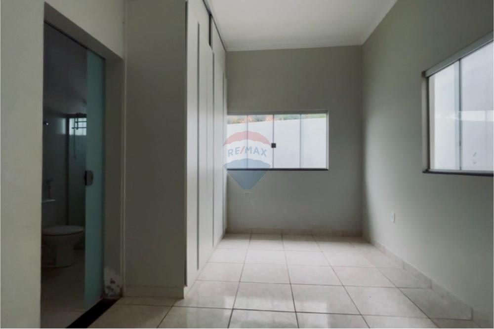 Casa - Venda - Vicente Pires , Distrito Federal - WhatsApp Image 2025-12-01 at 17.29.33 (3).jpeg - 880411056-32