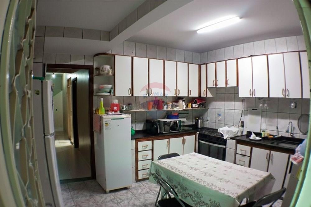 Casa - Venda - Guara , Distrito Federal - QE-38-GUARÁ-II-cozinha-piso-debaixo.jpg - Cozinha - 880391040-92