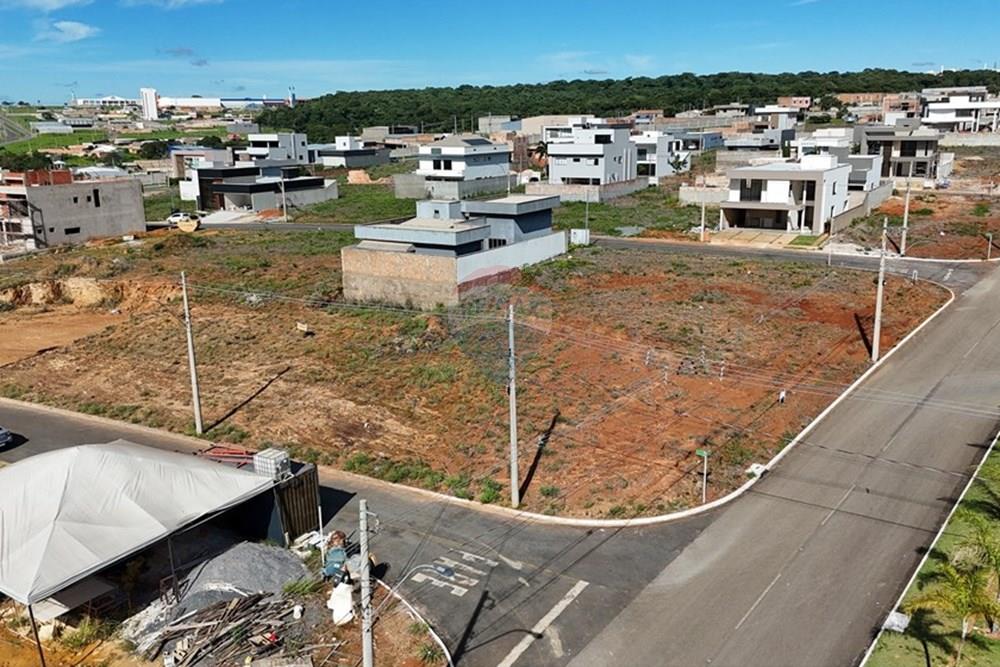 Terreno - Venda - Valparaíso de Goiás , Goiás - dji_fly_20260110_084312_0772_1768614999079_photo (1).jpg - 880351001-235