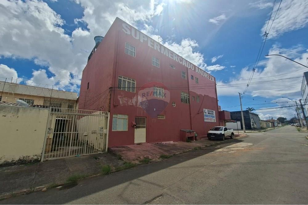 Prédio - Venda - Ceilandia , Distrito Federal - 225a8518-aa51-490b-8516-a88addb6652d.jpg - 880201065-34