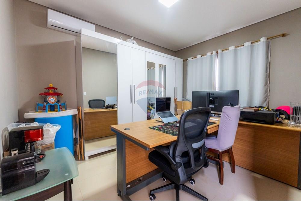 Casa de Condomínio - Venda - Brasília , Distrito Federal - WhatsApp Image 2025-12-18 at 05.26.55 (2).jpeg - Escritório - 880461004-150