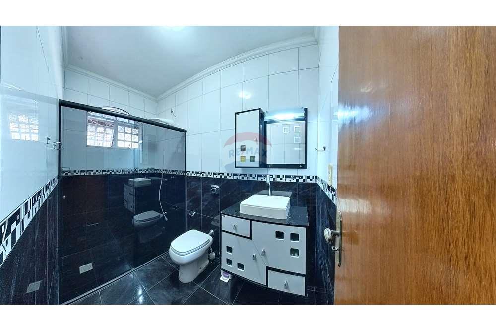 Casa de Condomínio - Venda - Vicente Pires , Distrito Federal - IMG_20240708_153541_00_merged.jpg - 880341171-51