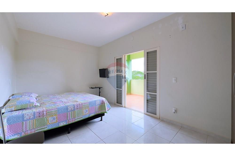 Casa - Venda - Brasília , Distrito Federal - FOTO QUARTO SUPERIOR COM VARANDA.jpg - 880341024-120