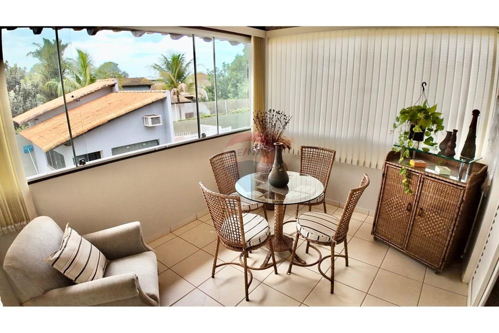 Casa de Condomínio - Venda - Brasília , Distrito Federal - varanda suite master.jpeg - 880341020-48