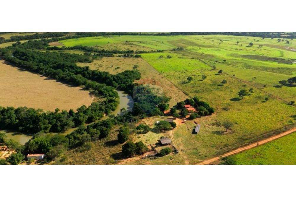 Chácara / Sítio / Fazenda - Venda - Unaí , Minas Gerais - WhatsApp Image 2025-02-26 at 08.09.37 (1).jpeg - Jardim Externo - 880261133-87