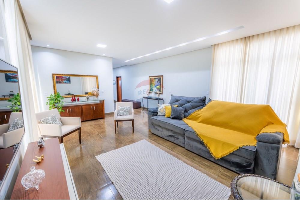 Casa - Venda - Sobradinho , Distrito Federal - WhatsApp Image 2025-10-15 at 09.45.52.jpeg - 880111037-95