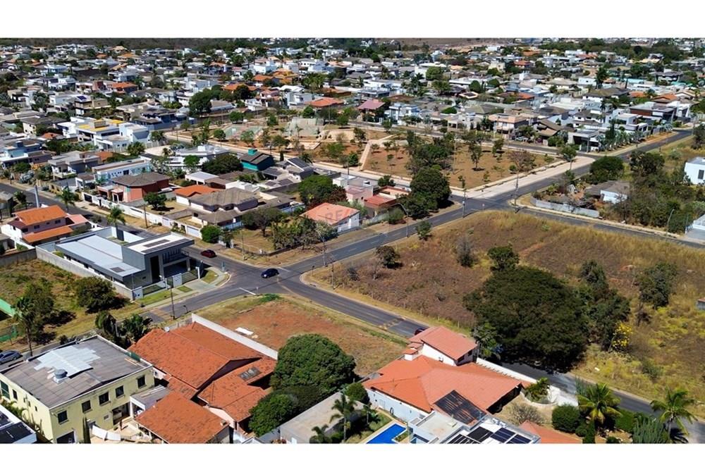Terreno - Venda - Brasília , Distrito Federal - DJI_0580.jpg - Layout aberto - 880261102-26