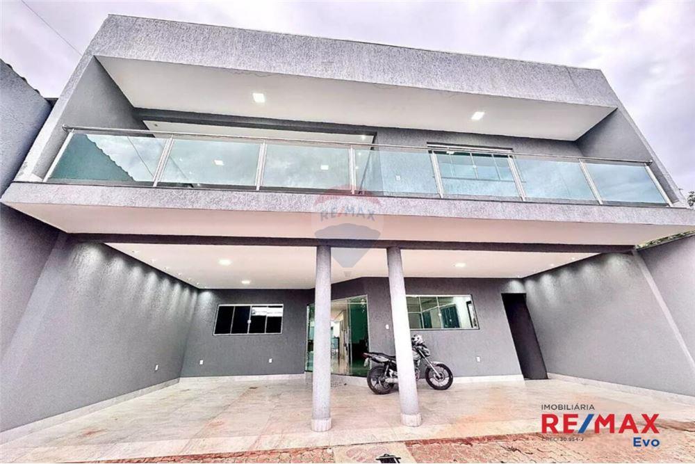 Casa - Venda - Taguatinga , Distrito Federal - Fachada - 880411017-29