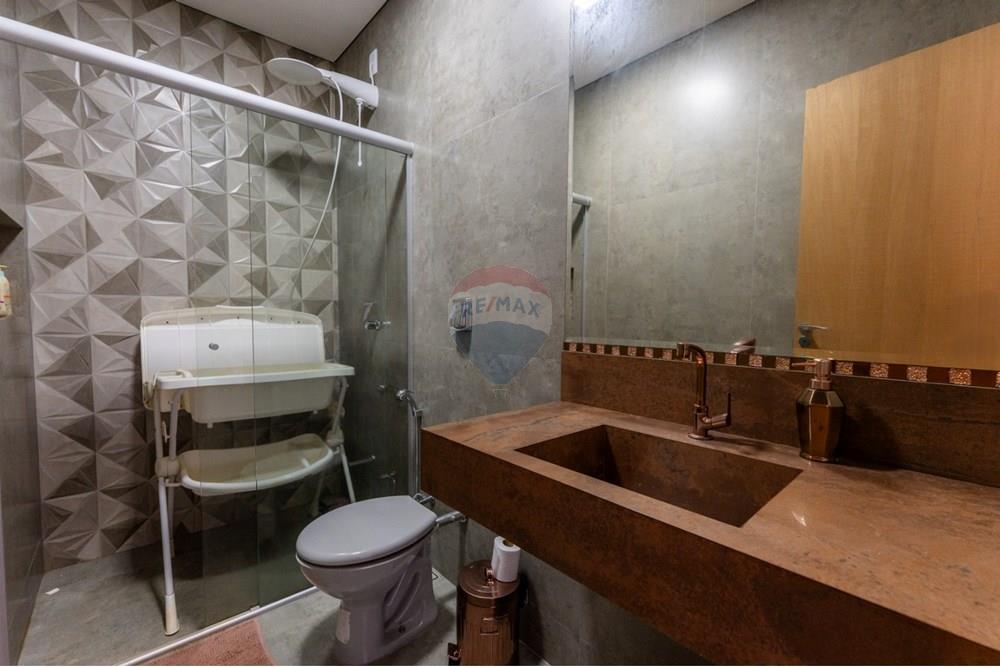 Casa de Condomínio - Venda - Brasília , Distrito Federal - WhatsApp Image 2025-12-18 at 05.27.01 (2).jpeg - Banheiro - 880461004-150