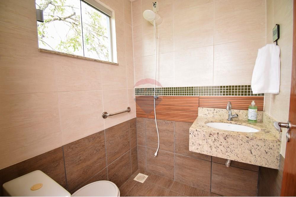 Casa - Alugar - Brasília , Distrito Federal - Banheiro da suite 1.JPG - 880151004-218