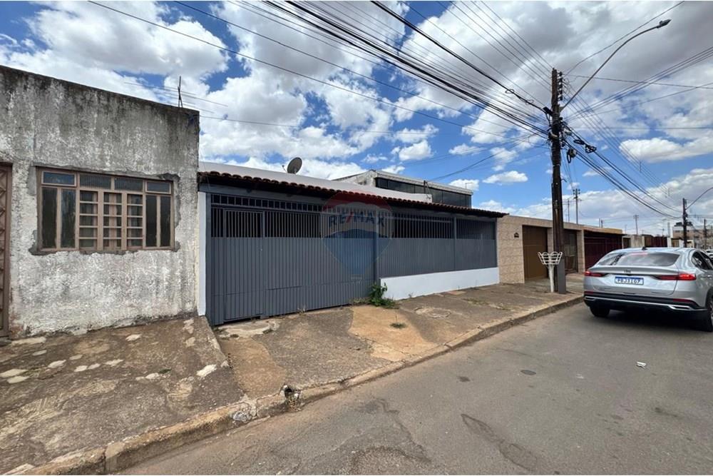 Casa - Venda - Ceilandia , Distrito Federal - PHOTO-2025-09-10-10-14-47 39.jpg - 880241029-42