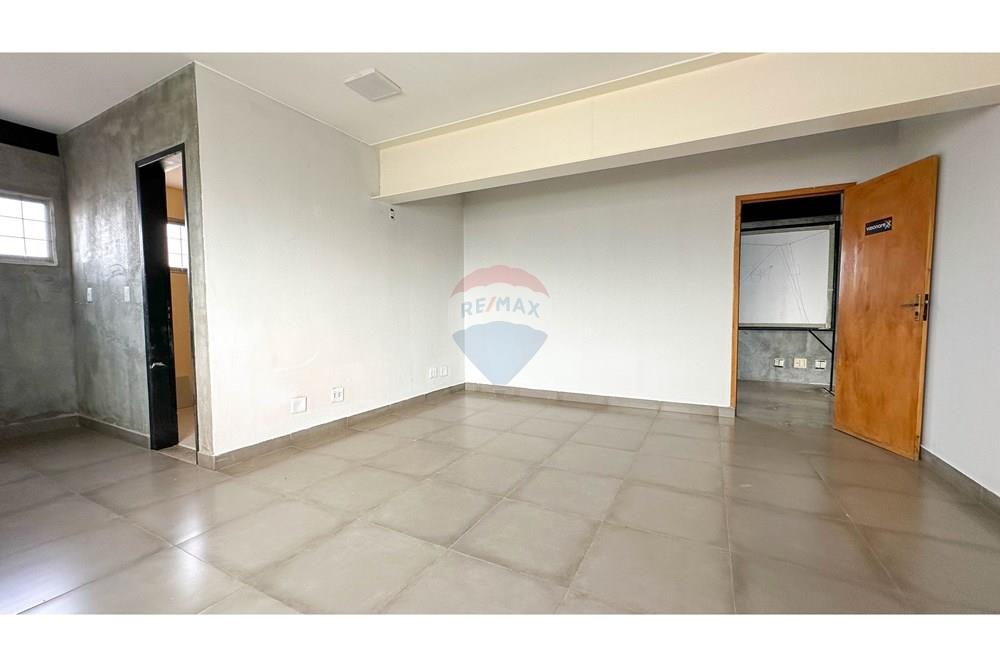 Prédio - Venda - Setor Industrial , Distrito Federal - IMG_6456.jpg - 880131015-53