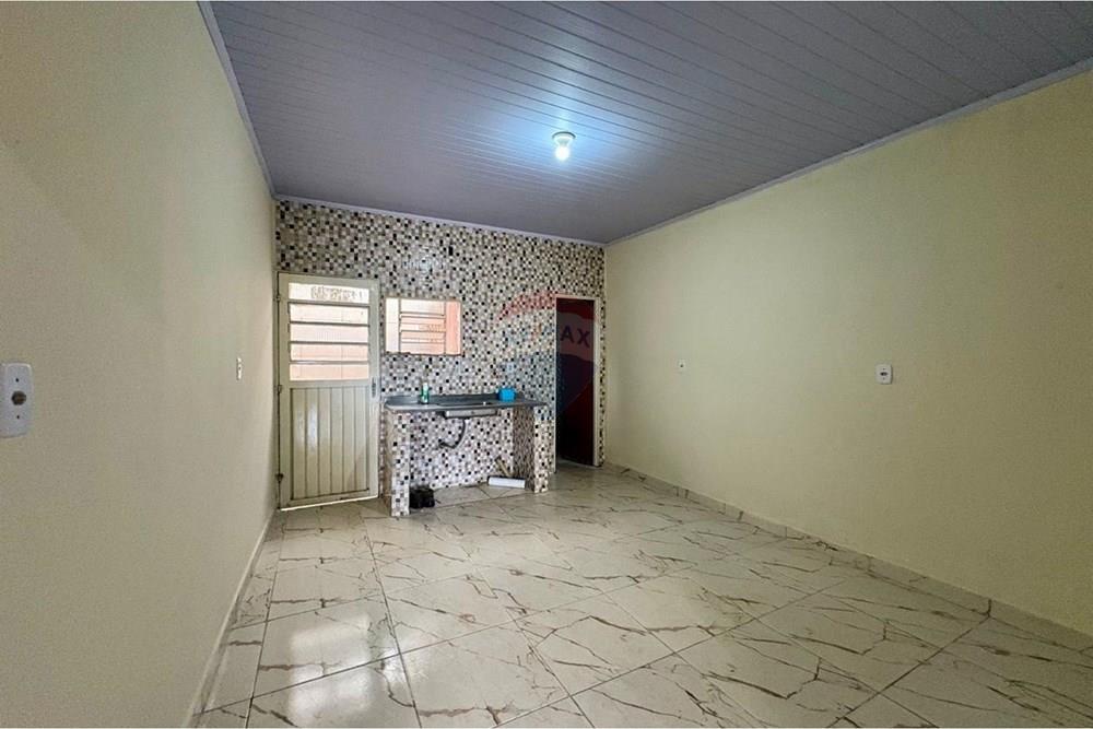 Casa - Venda - Ceilandia , Distrito Federal - c529b004-a05e-41f5-978f-0d46aa3fd207.jpg - 880111080-36