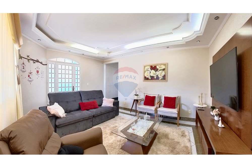 Casa de Condomínio - Venda - Vicente Pires , Distrito Federal - IMG_20240708_150322_00_merged.jpg - 880341171-51