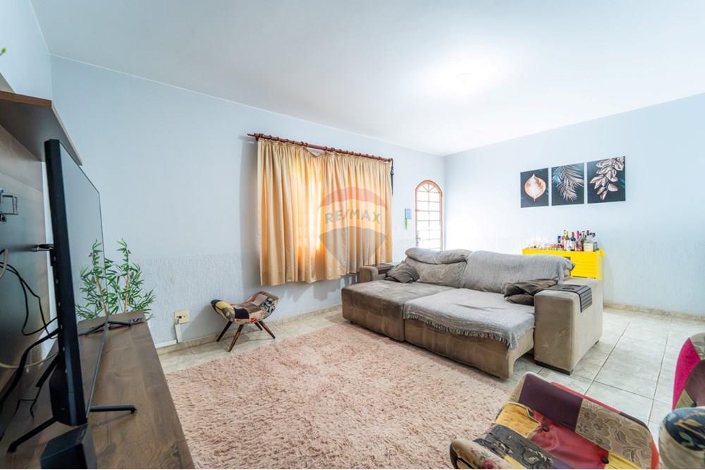 Casa - Venda - Ceilandia , Distrito Federal - WhatsApp Image 2025-10-21 at 14.02.20.jpeg - 880401001-97