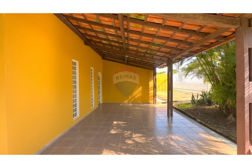 Casa - Venda - Brasília , Distrito Federal - VARANDA FRENTE CASA.jpg - 880341024-128