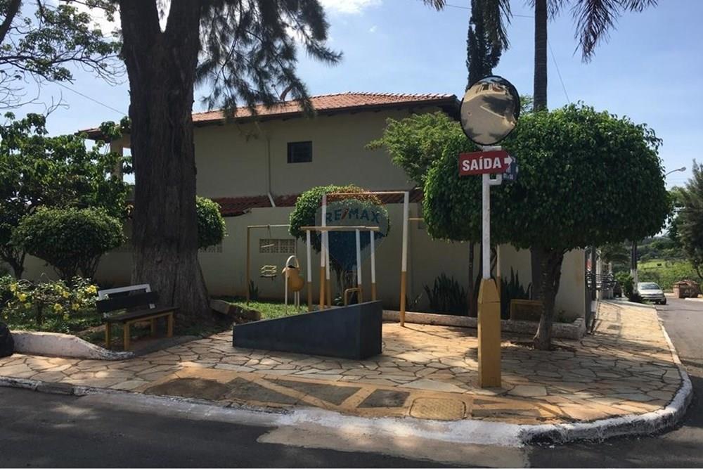 Casa de Condomínio - Venda - Brasília , Distrito Federal - c636c1d9-c187-44cb-932b-1858d59b8a7d.jpeg - 880261134-45