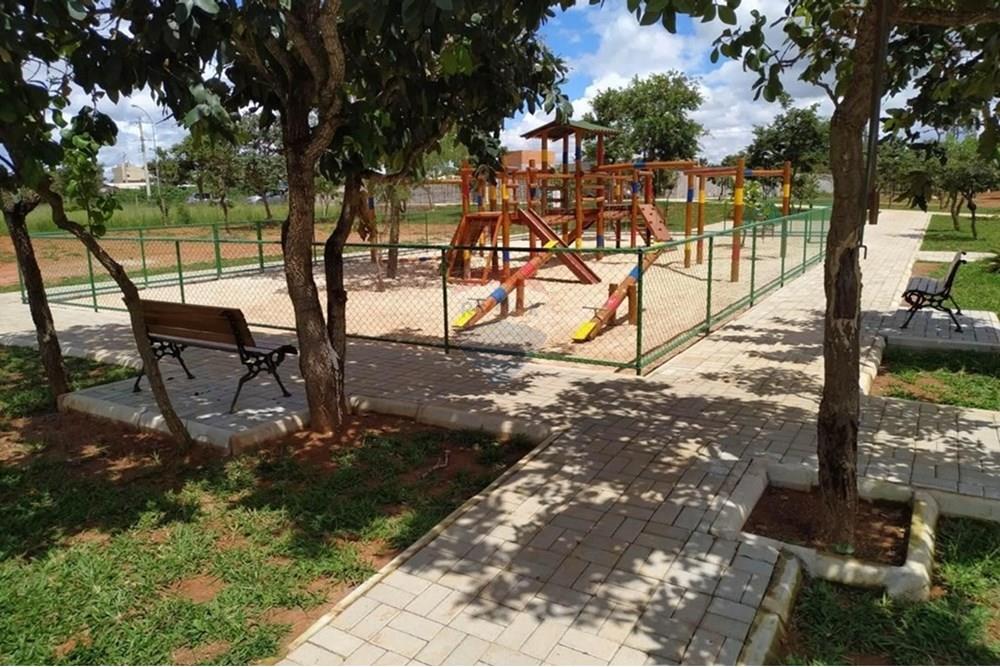 Terreno - Venda - Brasília , Distrito Federal - efb2514ceb24493e56c1eb66683f12ef.jpg - 880451009-68