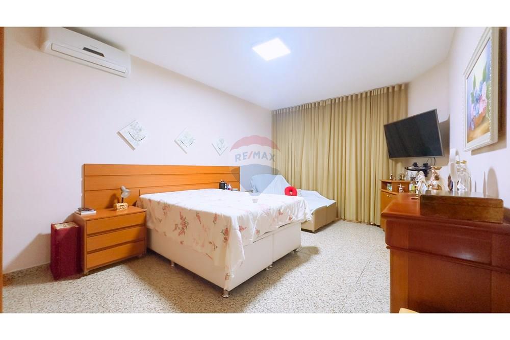 Casa - Venda - Sobradinho , Distrito Federal - Suíte .jpg - 880341013-76