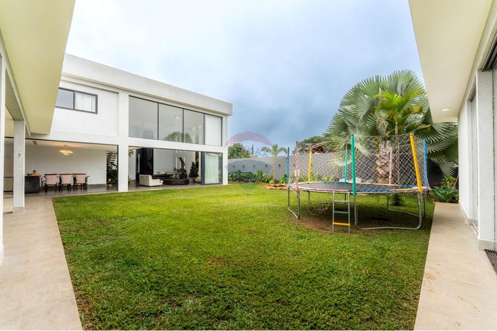 Casa de Condomínio - Venda - Brasília , Distrito Federal - WhatsApp Image 2025-12-18 at 05.26.56.jpeg - Quintal - 880461004-150