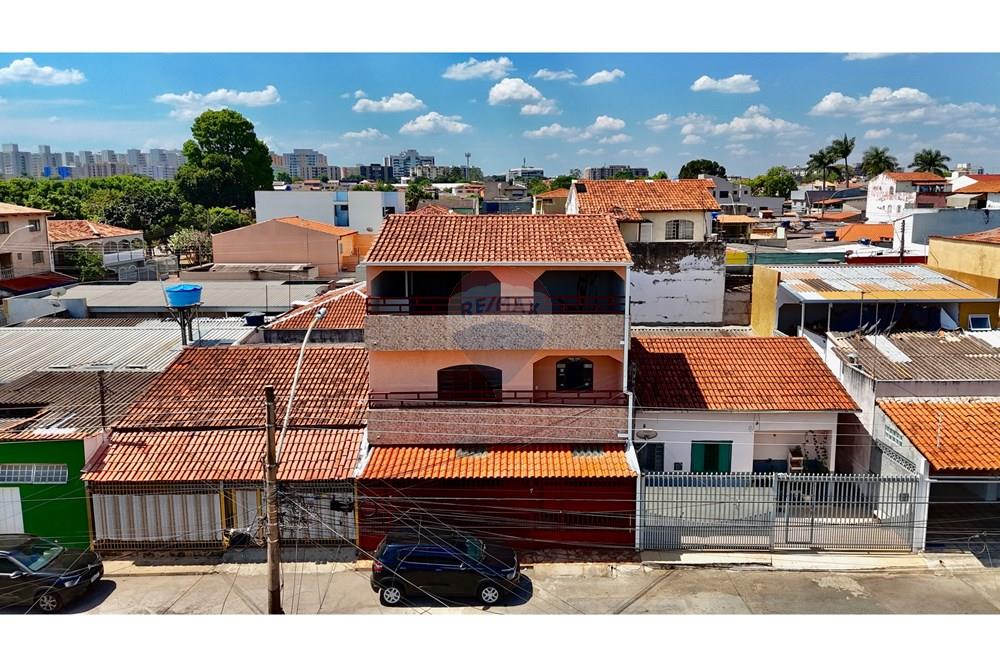 Sobrado - Venda - Guara , Distrito Federal - DJI_20251009134720_0933_D.jpg - Fachada - 880411075-6