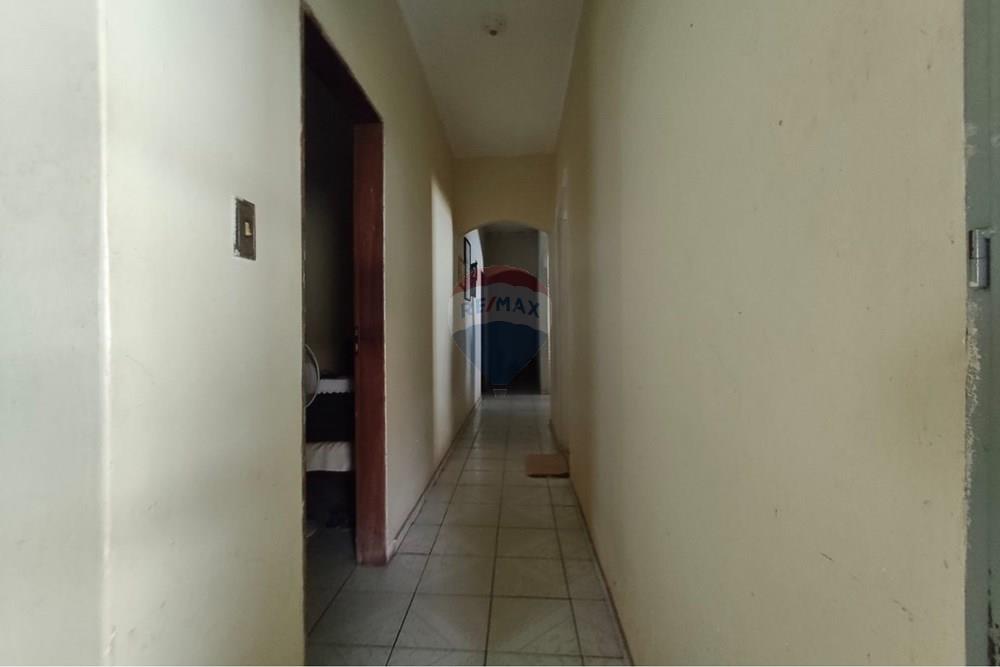 Casa de Condomínio - Venda - Vicente Pires , Distrito Federal - 11. WhatsApp Image 2026-03-29 at 15.45.12CORREDOR.jpeg - 880221055-42