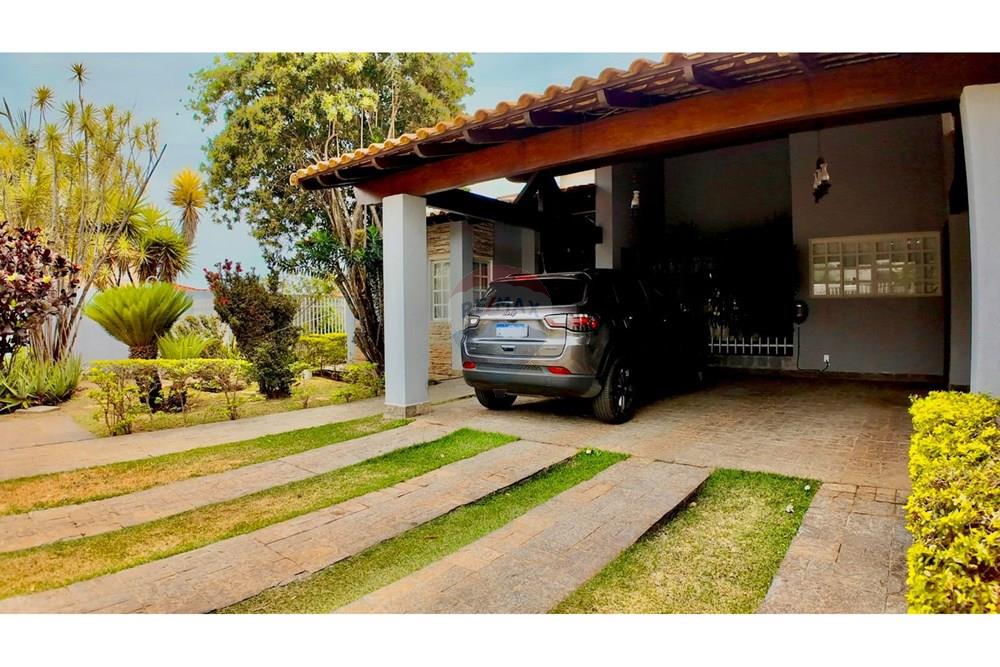 Casa de Condomínio - Venda - Brasília , Distrito Federal - frente da casa 2.jpeg - 880341020-48