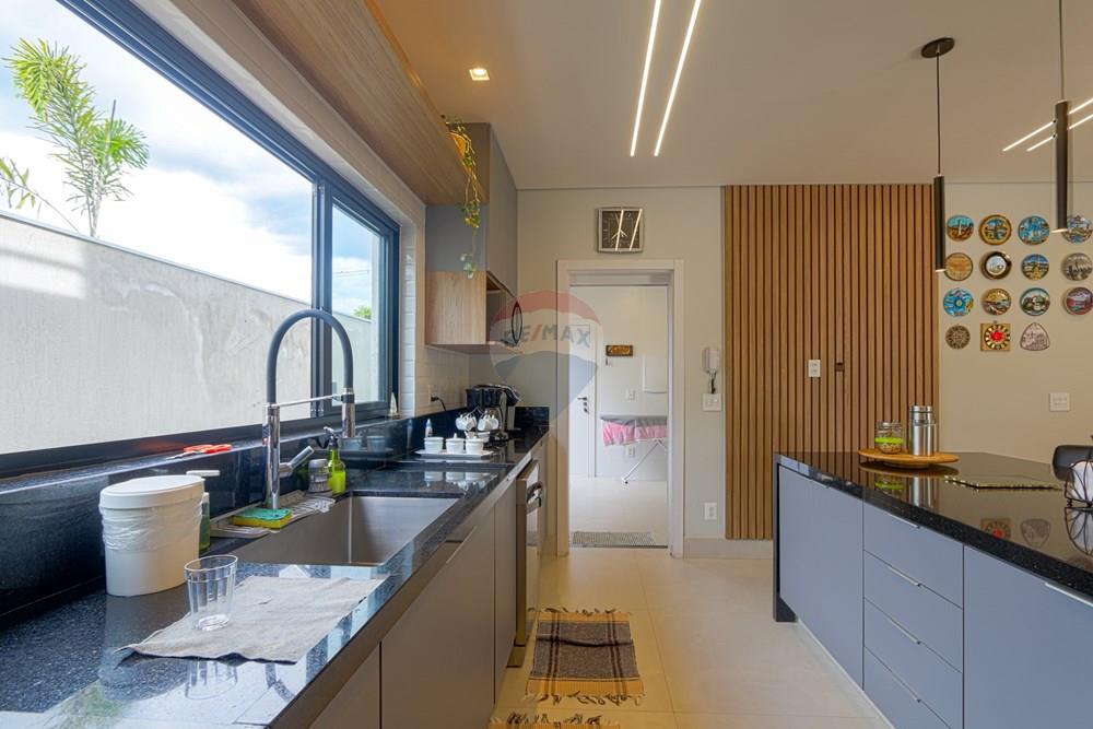 Casa - Venda - Brasília , Distrito Federal - Cozinha - 002.jpg - 880251012-75