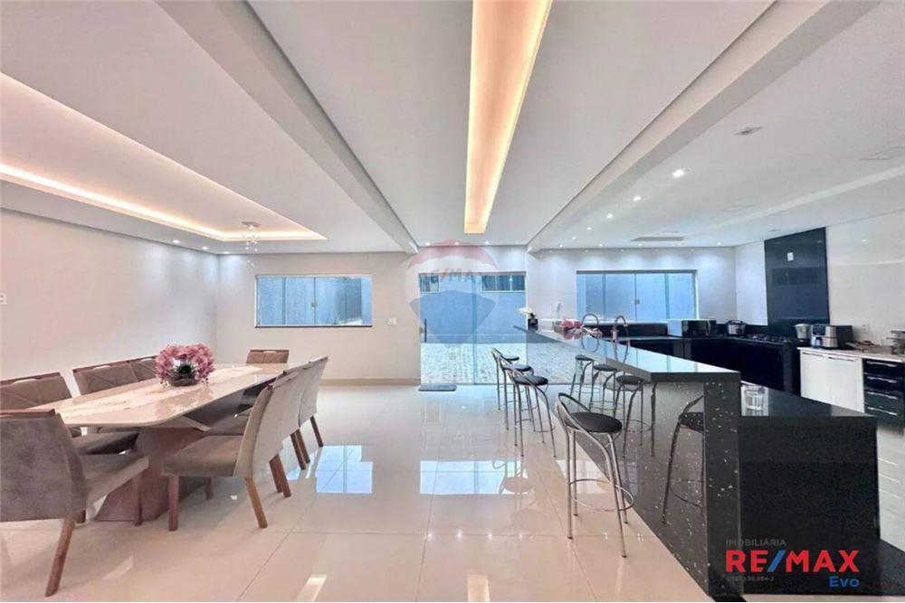 Casa - Venda - Taguatinga , Distrito Federal - 8 - 880411017-29